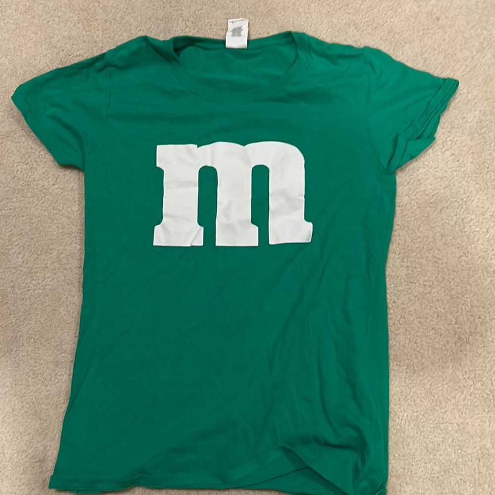 Green shirt